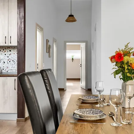 Ari Central Grand Skyview - Family Apartment Arad Extérieur photo